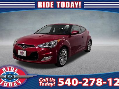 Used 2013 Hyundai Veloster w/ Style Pkg