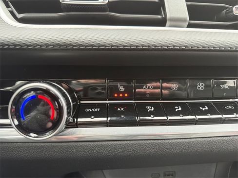 New 2026 Chevrolet Equinox LT w/ Convenience Package II image 30