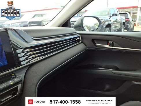 Used 2025 Toyota Camry LE FWD image 23