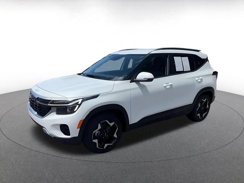 Used 2025 Kia Seltos S FWD image 7