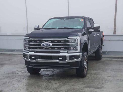 Used 2024 Ford F250 King Ranch w/ Chrome Package image 4