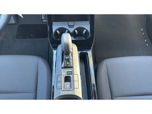 New 2026 Toyota Prius Plug-In Hybrid FWD image 31