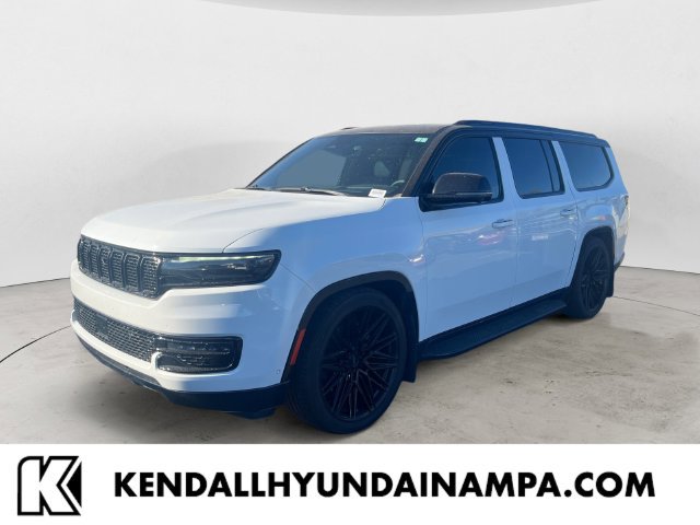 Used 2024 Jeep Wagoneer L Series II w/ Convenience Group I AWD/4WD image 1