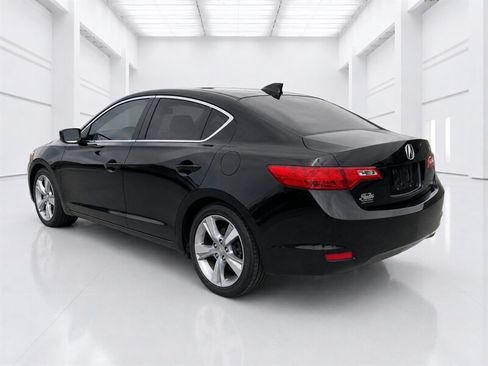 Used 2013 Acura ILX w/ Technology Package FWD image 18