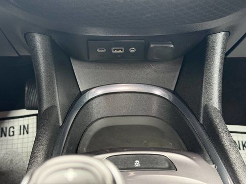 Used 2020 Chevrolet Malibu LT image 23