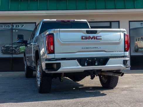 Used 2022 GMC Sierra 2500 Denali w/ Technology Package AWD/4WD image 4