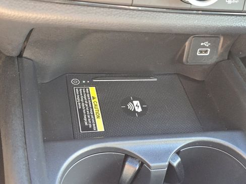 Certified 2023 Honda HR-V EX-L image 10