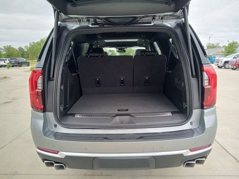 New 2026 GMC Yukon XL Denali w/ Sun & Power Step Package AWD/4WD image 18