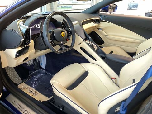 Used 2022 Ferrari Roma RWD image 6