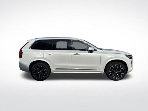 New 2026 Volvo XC90 B6 Ultra w/ Protection Package image 9