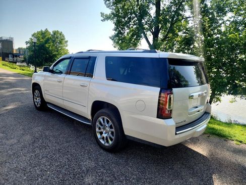 Used 2016 GMC Yukon XL Denali w/ Open Road Package image 3