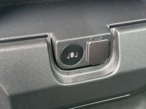 Used 2024 Ford F150 XLT w/ FX4 Off-Road Package image 30