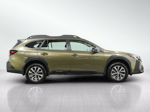 Used 2024 Subaru Outback Premium w/ Popular Package #1A AWD/4WD image 6
