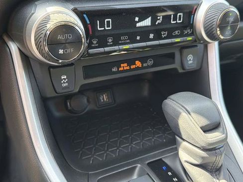 Used 2023 Toyota RAV4 XLE FWD image 25