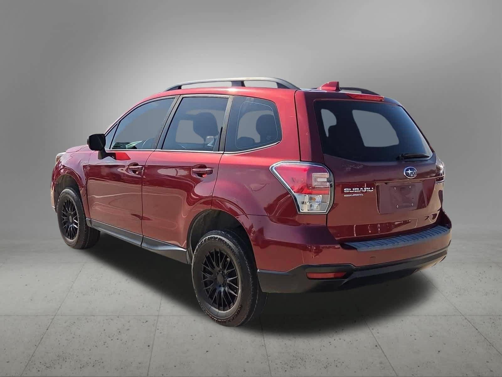 Used 2018 Subaru Forester 2.5i w/ Alloy Wheel Package AWD/4WD image 4