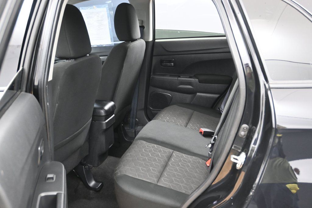 Used 2024 Mitsubishi Outlander Sport ES AWD/4WD image 24