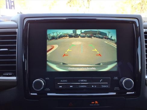 Used 2022 Nissan Frontier SV w/ Technology Package image 27