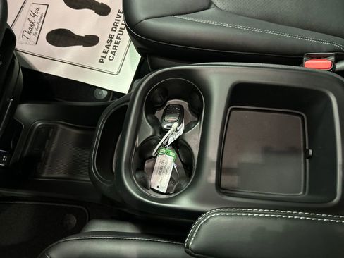 New 2026 Chrysler Pacifica Select image 19