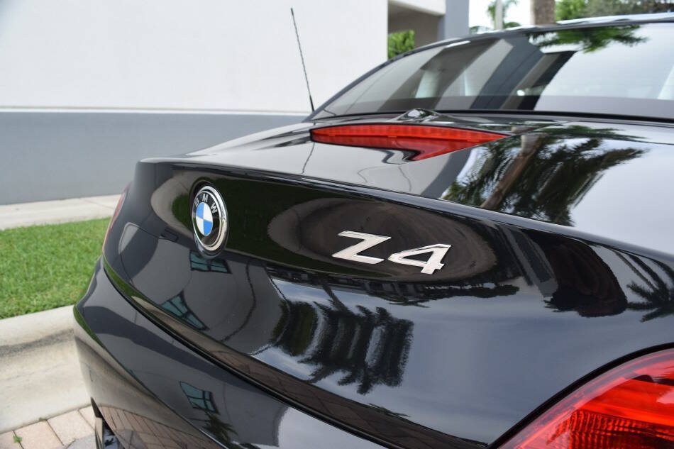 Used 2014 BMW Z4 sDrive35is RWD image 24