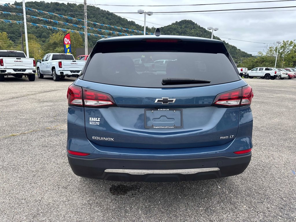 Used 2024 Chevrolet Equinox LT AWD/4WD image 4
