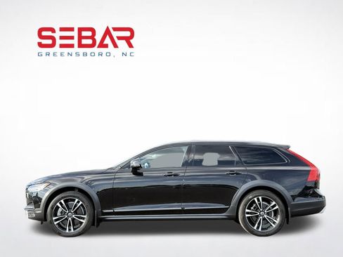 Used 2018 Volvo V90 T5 Cross Country w/ Convenience Package AWD/4WD image 17