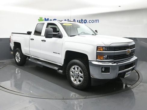 Used 2015 Chevrolet Silverado 2500 LT w/ Z71 Package, Off-Road AWD/4WD image 2