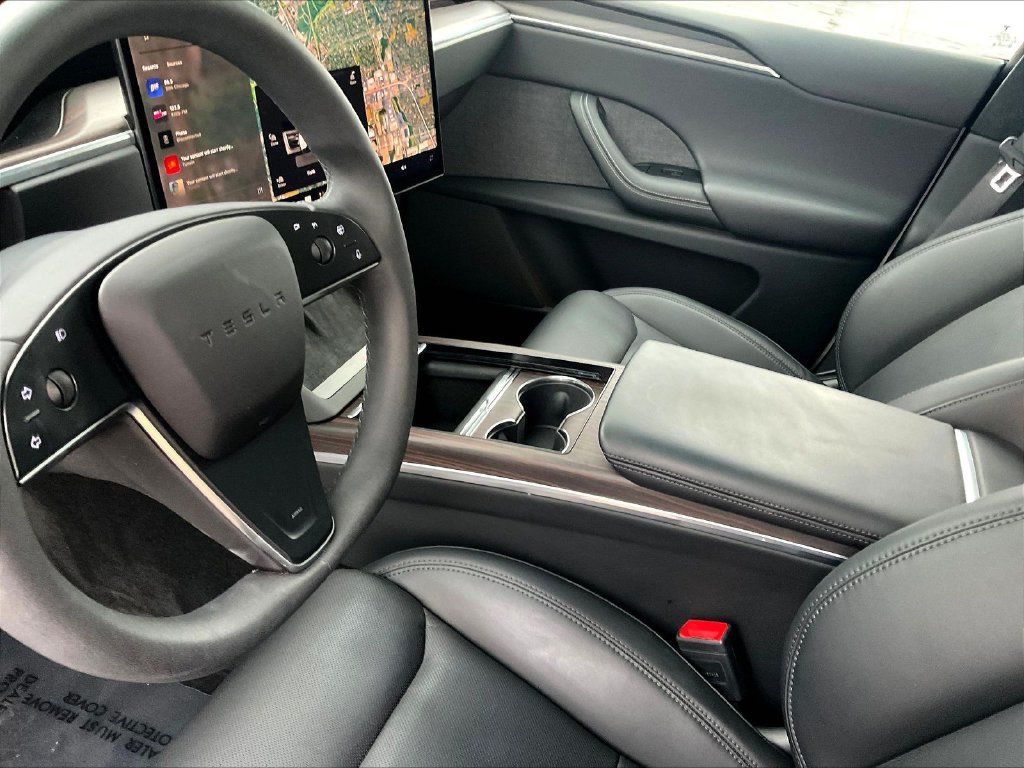 Used 2024 Tesla Model X AWD/4WD image 18