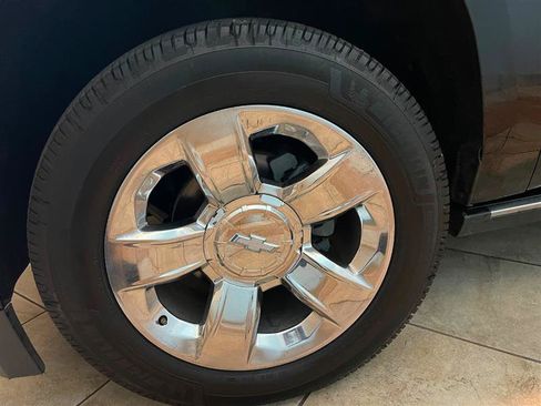 Used 2015 Chevrolet Suburban LTZ AWD/4WD image 45