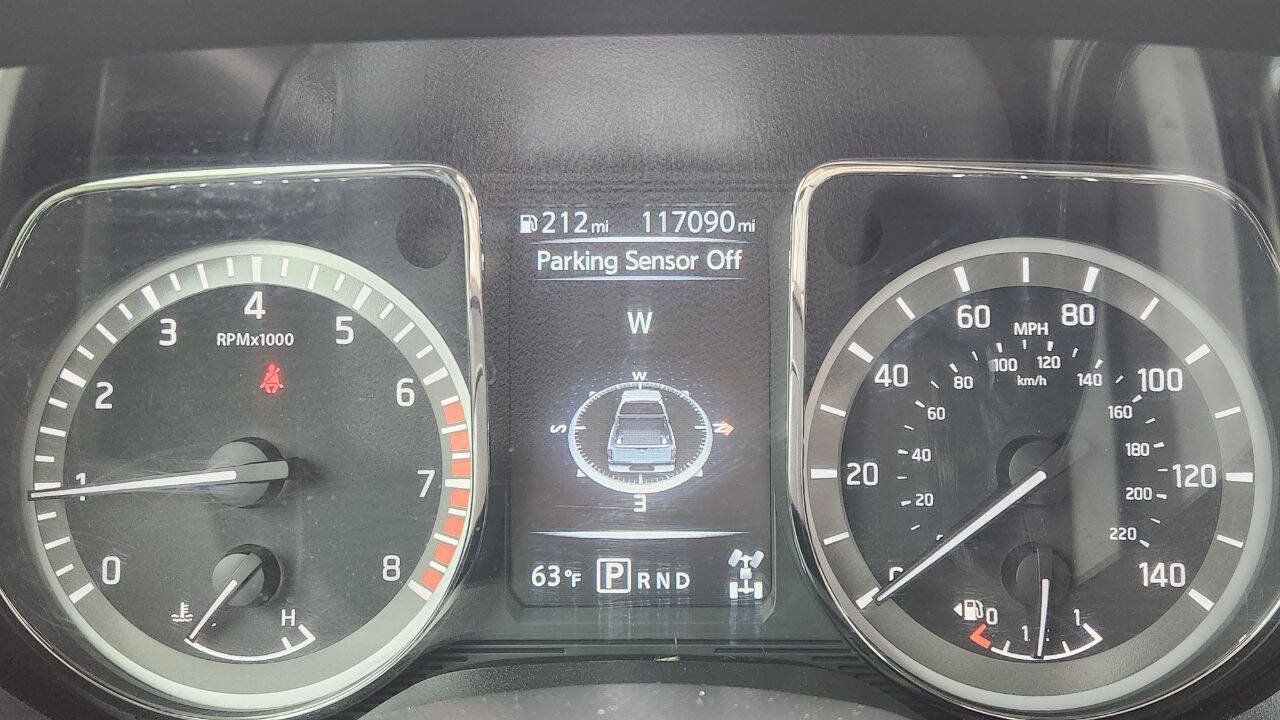 Used 2018 Nissan Titan PRO-4X AWD/4WD image 29