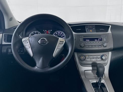 Used 2014 Nissan Sentra SV image 17