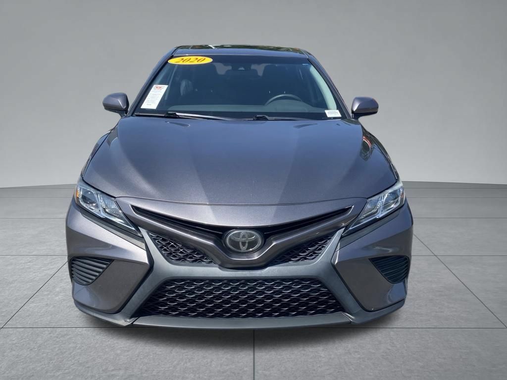 Used 2020 Toyota Camry SE FWD image 16