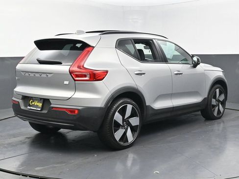 Used 2023 Volvo XC40 Recharge Ultimate w/ Protection Package Premier AWD/4WD image 12