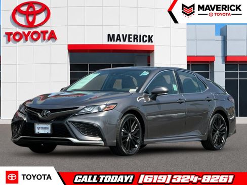 Used 2024 Toyota Camry XSE FWD image 1