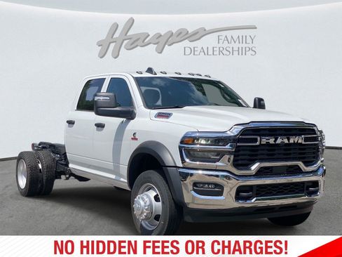 New 2026 RAM 5500 Tradesman w/ Chrome Appearance Group AWD/4WD image 2
