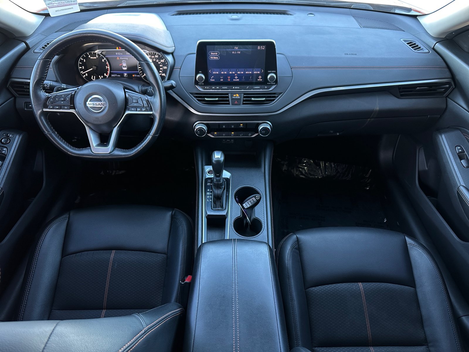Used 2020 Nissan Altima 2.5 SR FWD image 11
