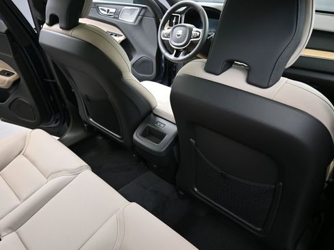 New 2026 Volvo XC60 B5 Plus w/ Protection Package Premier AWD/4WD image 15