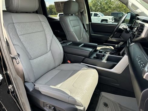 Used 2022 Toyota Tundra SR5 image 16