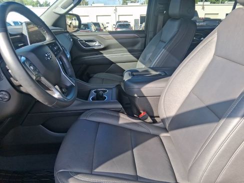 Used 2023 Chevrolet Tahoe Z71 w/ Luxury Package AWD/4WD image 16