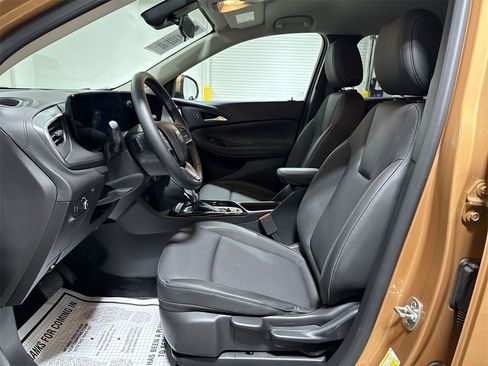 Used 2024 Buick Encore GX Preferred w/ Advanced Technology Package image 18