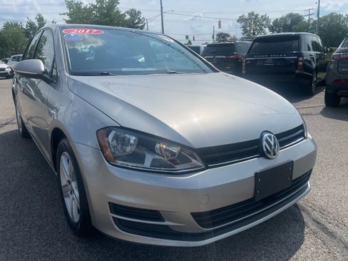 Used 2017 Volkswagen Golf Wolfsburg Edition image 13