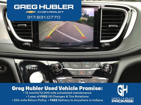 Used 2025 Chrysler Pacifica Limited FWD image 28