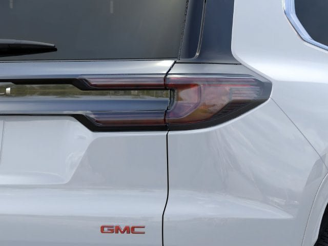 New 2027 GMC Acadia Denali w/ LPO, Floor Liner Package AWD/4WD image 11