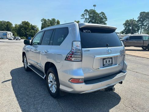 Used 2019 Lexus GX 460 Premium AWD/4WD image 3