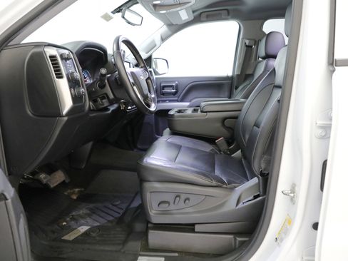 Used 2018 Chevrolet Silverado 1500 LT w/ All Star Edition image 9