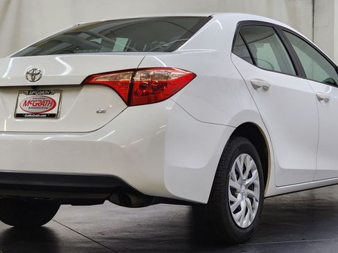 Used 2017 Toyota Corolla LE FWD image 5