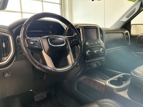 Used 2019 GMC Sierra 1500 Denali w/ Denali Ultimate Package AWD/4WD image 10