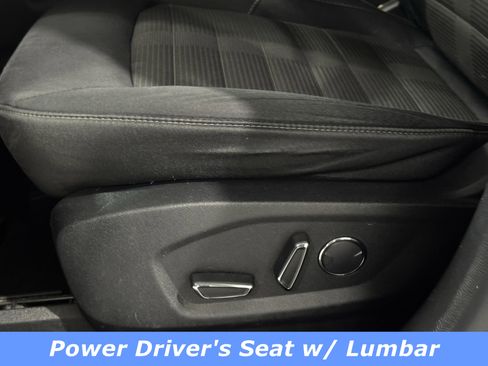 Used 2018 Ford Edge SEL image 5