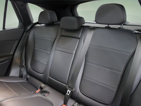 Used 2024 Mercedes-Benz GLC 300 4MATIC image 20