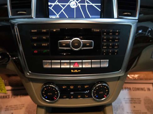 Used 2013 Mercedes-Benz ML 350 4MATIC image 29