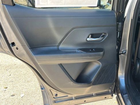 New 2026 Nissan Kicks SV w/ SV Premium Package image 19